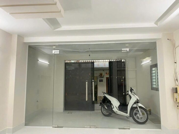 CẦN TIỀN BÁN RẤT GẤP NHÀ PHẠM THẾ HIỂN [P7, Q8] DT: 75M2 (4.5X 15M] 3PN,2WC CHỈ 3.8 TỶ