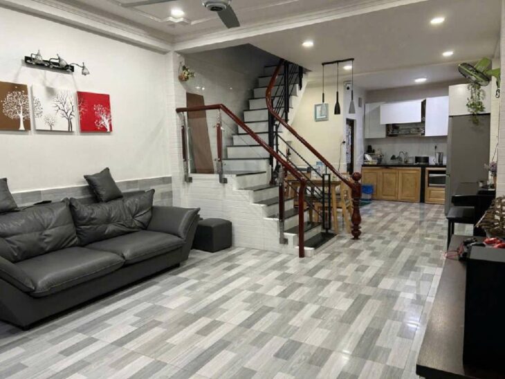 NHÀ CHÍNH CHỦ – MUA Ở NGAY, SAU LƯNG COOP MART – 2 TẦNG – 2PN – GIÁ CHỈ 4.2 TỶ