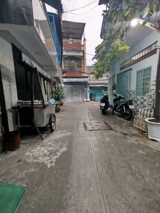 SIÊU HOT, CẦN TIỀN CẦN BÁN GẤP NHÀ, BÔNG SAO [ P5, Q8] DT: 42M2 (4.35X 10M) CHỈ 3.25 TỶ