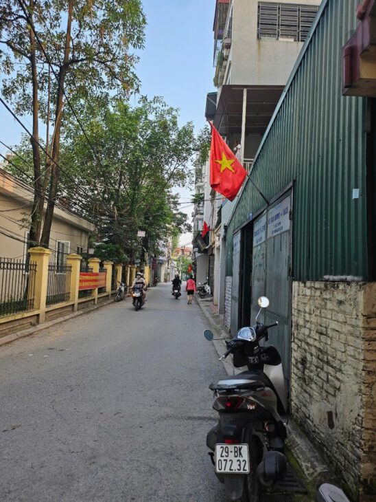 NHÀ C4 GIA QUẤT 22 tỷ 125m MẶT TIỀN 8m NGÕ Ô TÔ KINH DOANH,LONG BIÊN