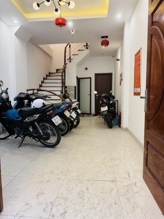 Bán nhà Hoàng Văn Thái, phân lô, ô tô vào nhà, kinh doanh, 52m2, 5 tầng, 13,88 tỷ.