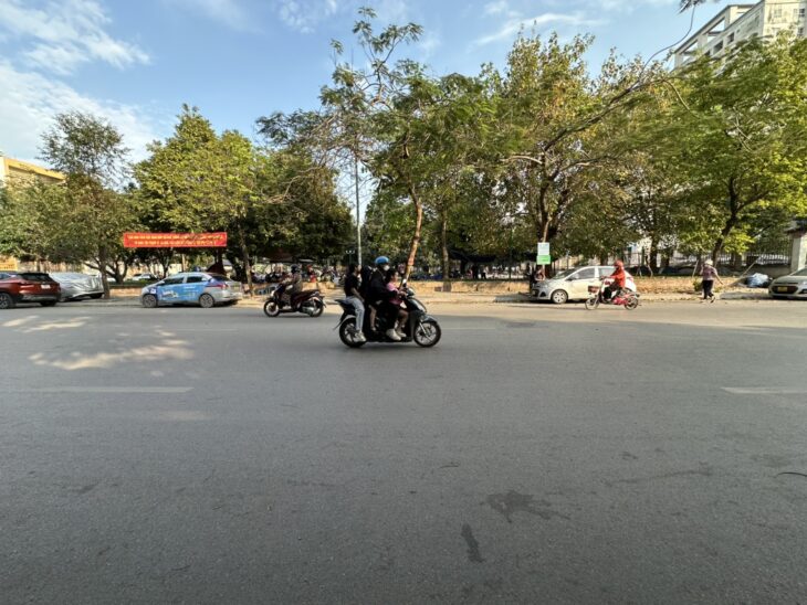 BÁN GẤP NHÀ 4 TẦNG YÊN HÒA – CẦU GIẤY – DIỆN TÍCH 81m² – GIÁ CHỈ 1X TỶ