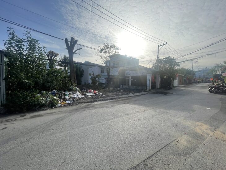 40. LÔ 2- ĐẤT MẶT TIỀN THẠNH LỘC 41- KHU VIP- TIỆN KINH DOANH- 7,9 TỶ