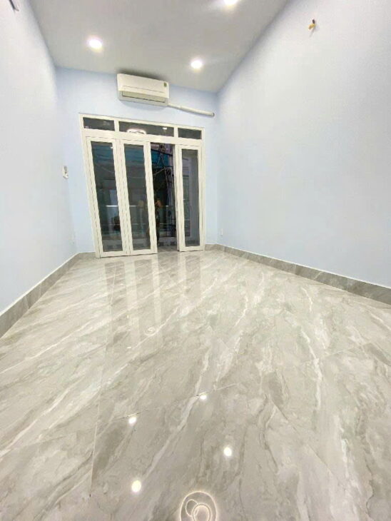 Nhà 2 tầng mới hẻm thông đường Nguyễn Chế Nghĩa P12Q8. Giá: 4,75 tỷ TL