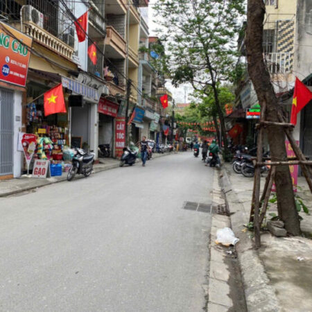 Nhà phố Bùi Xương Trạch, đường rộng, kinh doanh tốt, DT 83m2, Giá sốc nhỉnh 18 tỷ