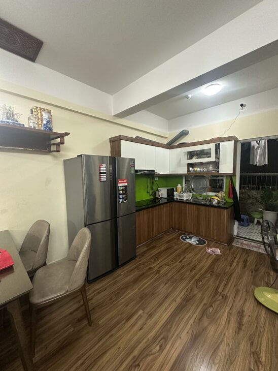 Bán nhanh căn hộ 70m² – 2PN, 2WC tại CT Thạch Bàn, Long Biên – Sổ đỏ chính chủ, giá 3.8 tỷ