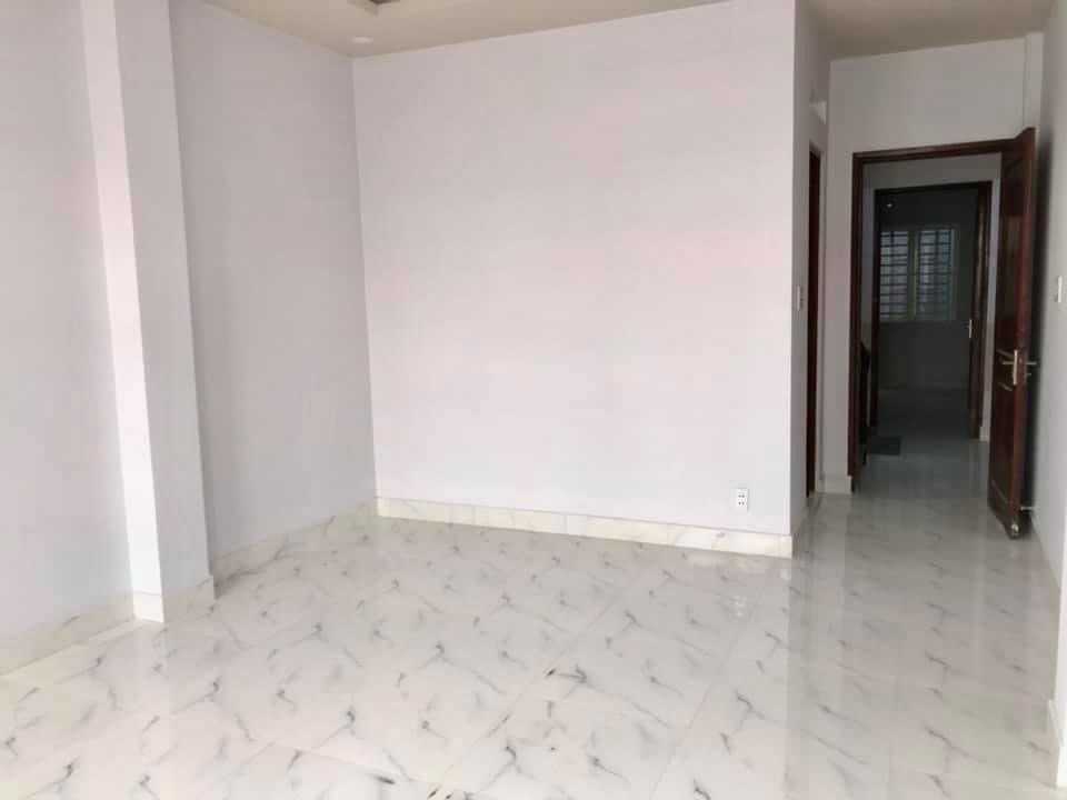 XE HƠI ĐẬU CỬA – SỔ VUÔNG A4, NHỎ XINH, LUNG LINH DỄ CHỐT.