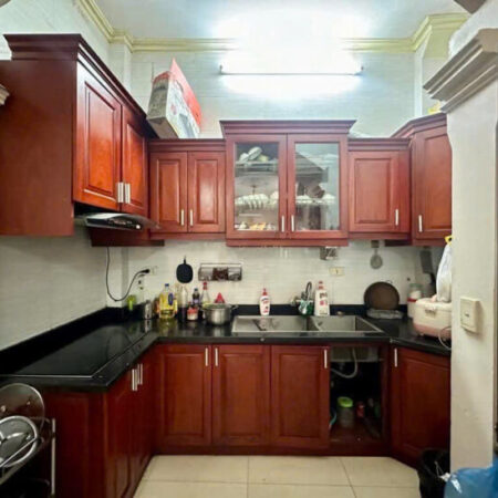 Bán nhà 30m², 3PN, 3WC, 4 tầng, ngõ 220 Nam Dư, Lĩnh Nam, 6.3 tỷ