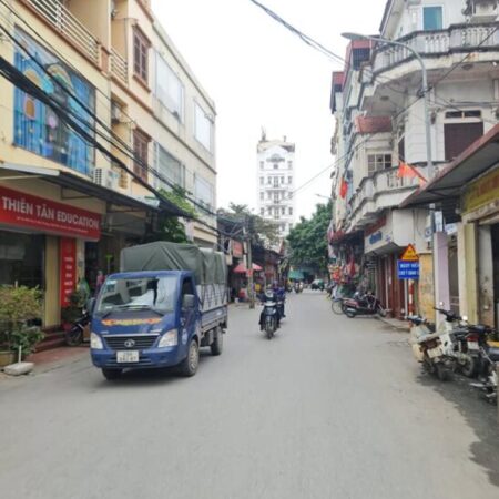 Bán đất Đức Thượng 63m lô góc 2 thoáng, cách đường QL32 chỉ 80m, giá đầu tư.