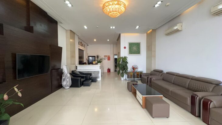 Cho thuê nhà 80m2 5 tầng phân lô Trần Kim Xuyến, Cầu Giấy làm văn phòng, đào tạo Cho thuê nhà 80m2 5 tầng phân lô Trần Kim Xuyến, Cầu Giấy làm văn phòng, đào tạo