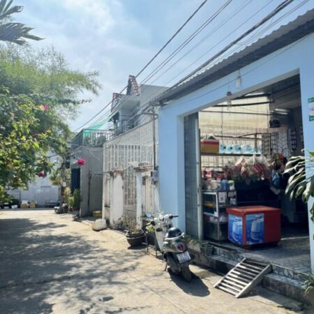 Nhà 125m² 3PN kinh doanh tạp hóa Nguyễn Xiển Long Thạnh Mỹ – 4.45 tỷ