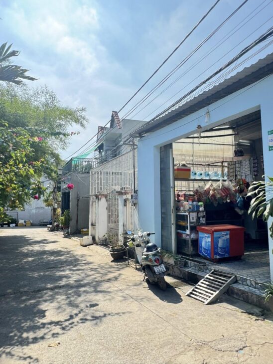 Nhà 125m² 3PN kinh doanh tạp hóa Nguyễn Xiển Long Thạnh Mỹ – 4.45 tỷ