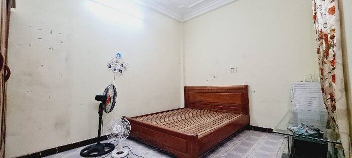 Nhà ngõ rộng Vũ Hữu 108mx4T, kinh doanh tốt, Giá giảm sốc 23.5 tỷ