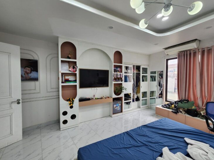 Nhà đẹp mặt phố Chùa Quỳnh 45m x5T, mt 4.8m, kinh doanh đỉnh. Giá 20.5 tỷ