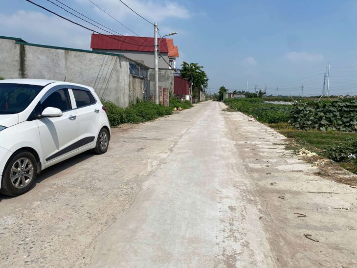 CC BÁN 67M BÌA LÀNG TT QUANG MINH,XE TẢI TRÁNH,ĐƯỜNG THÔNG,GIÁ CHO NHÀ ĐẦU TƯ
