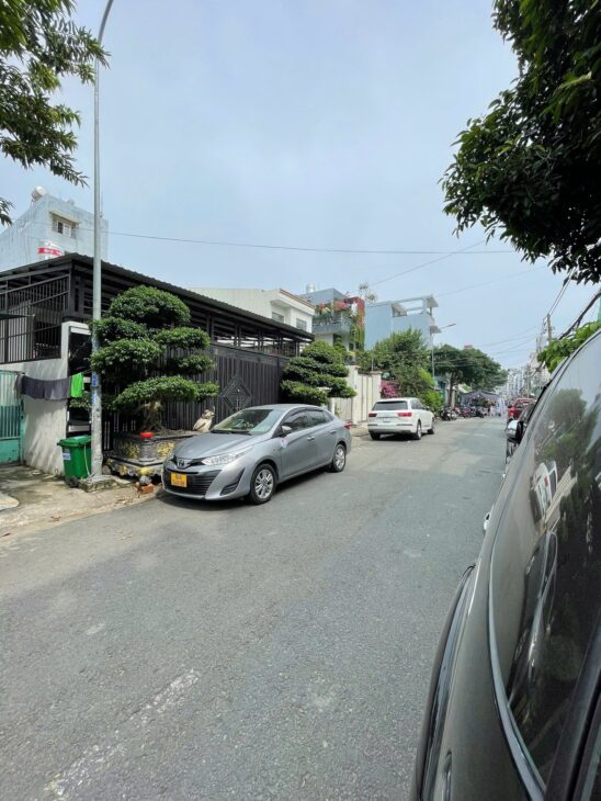 Bán nhà mặt tiền 9x25m giá 14,5 tỷ Đường Hiệp Thành 18