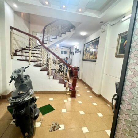 NHÀ HIẾM PHỐ PHAN KẾ BÍNH-BA ĐÌNH. 40M2x 5 Tầng- MT4m -8,5 Tỷ