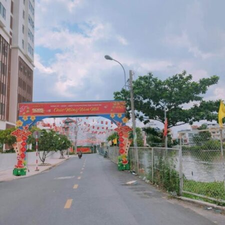 BÁN DÃY TRỌ – HẺM XE TẢI – DT: 6.2M x 21(125M2) – NGUYỄN VĂN LINH – QUẬN 7 – GIÁ 13.6 TỶ