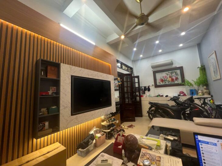 ???? BÁN NHÀ NGÕ 27 PHỐ LƯƠNG ĐÌNH CỦA – TRUNG TÂM ĐỐNG ĐA – CÓ Ô CHỜ THANG MÁY – CÁCH PHỐ 80M