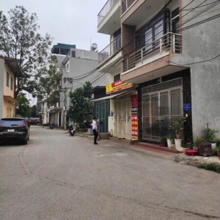 Bán đất Kim Chung, 50m, lô góc 2 thoáng, oto tránh kinh doanh, giá hơn 7 tỷ.