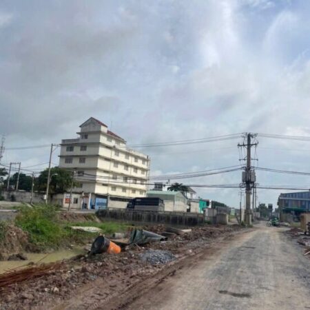 Bán đất mặt tiền 16x63m giá 24 tỷ Đường Kênh Tiêu