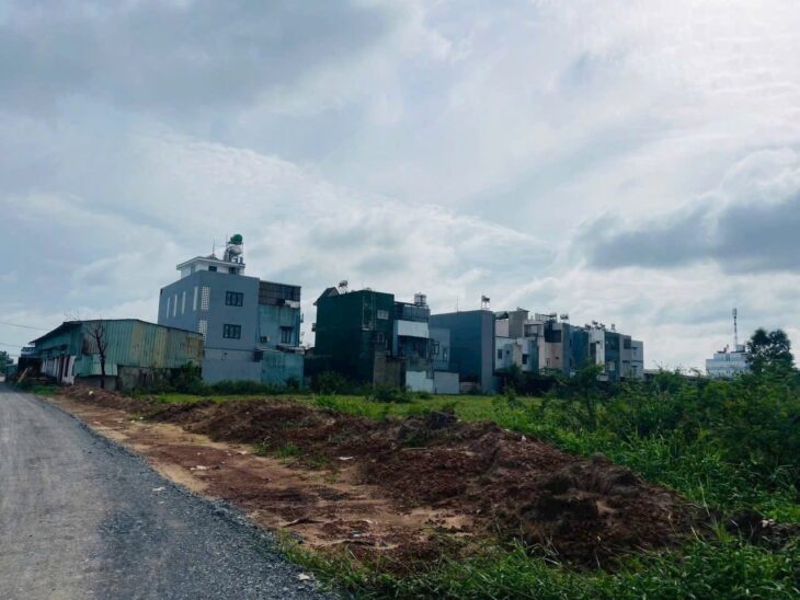 Bán đất mặt tiền 16x63m giá 24 tỷ Đường Kênh Tiêu