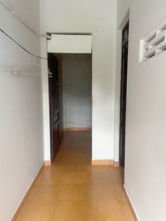 BÁN NHÀ 2 TẦNG ĐƯƠNG 2 Ô TÔ GẦN NHÀ THỜ BA LÀNG GẦN BIỂN VĨNH HOÀ