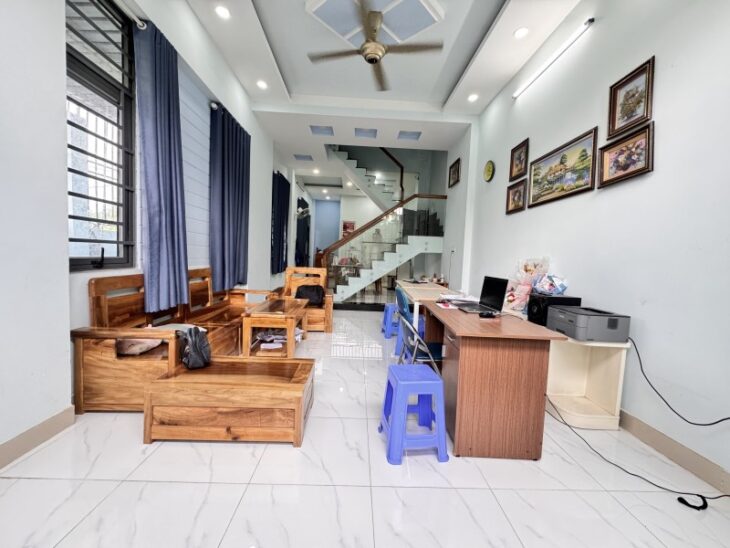 Bán nhà 3 tầng, 81m², 4PN, 4WC, Linh Đông, Thủ Đức – 7.6 tỷ