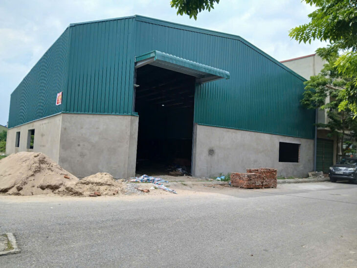 Cho thuê kho xưởng tạiTừ Sơn, Bắc Ninh diện tích 600m2 kết cấu Zamin mới 100%