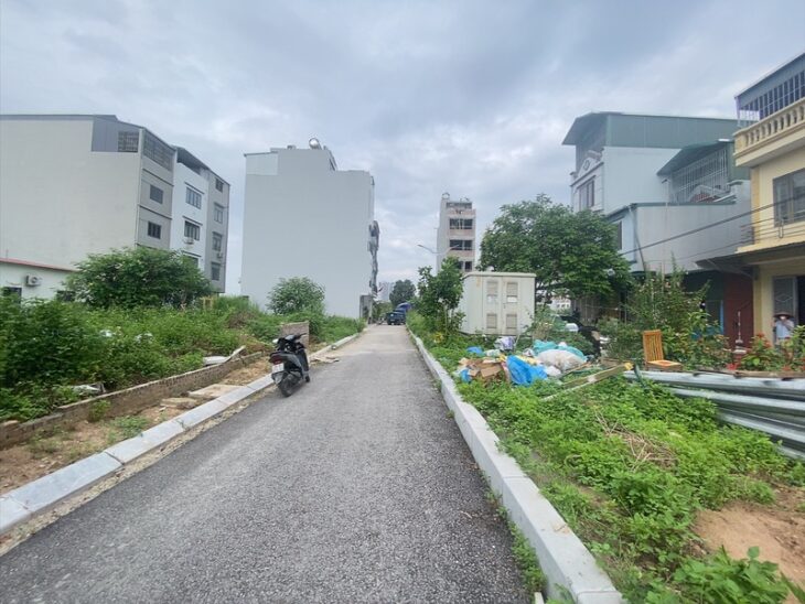 BÁN NHÀ NGỌC THỤY 16 tỷ 100m ĐẤT KHU TÁI ĐỊNH CƯ,GẦN CÔNG VIÊN,LONG BIÊN HÀ NỘ