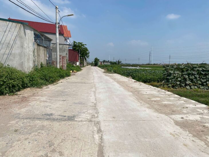 CC BÁN 67M BÌA LÀNG TT QUANG MINH,XE TẢI TRÁNH,ĐƯỜNG THÔNG,GIÁ CHO NHÀ ĐẦU TƯ