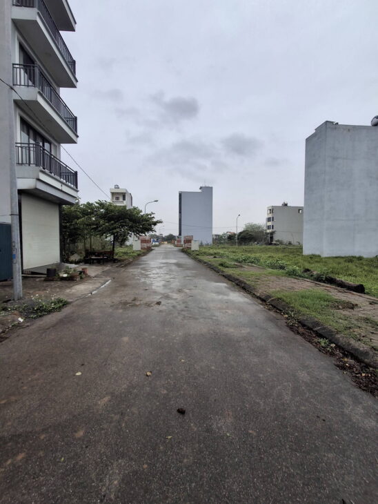 CHÚ CÂN BÁN NHANH ĐẤT DV ĐỒNG MAI HÀ ĐÔNG 50M2 GIÁ NHINH 7 TỶ PHÂN LÔ Ô TÔ TRÁNH NHAU