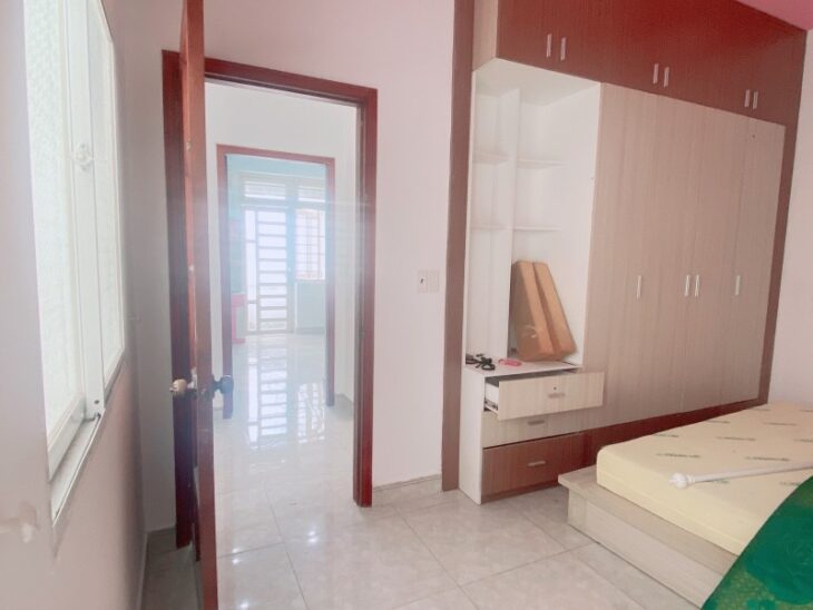 Bán nhà 2 tầng, 68m², 2PN, Q.2, TPHCM, 6.3 tỷ, sổ hồng