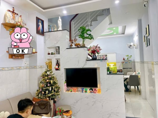 NHÀ MỚI HXH – CÁCH CHỢ PHẠM VĂN HAI 300M – 4 TẦNG. SỔ ĐẸP, CHỈ 6.X T.Ỷ