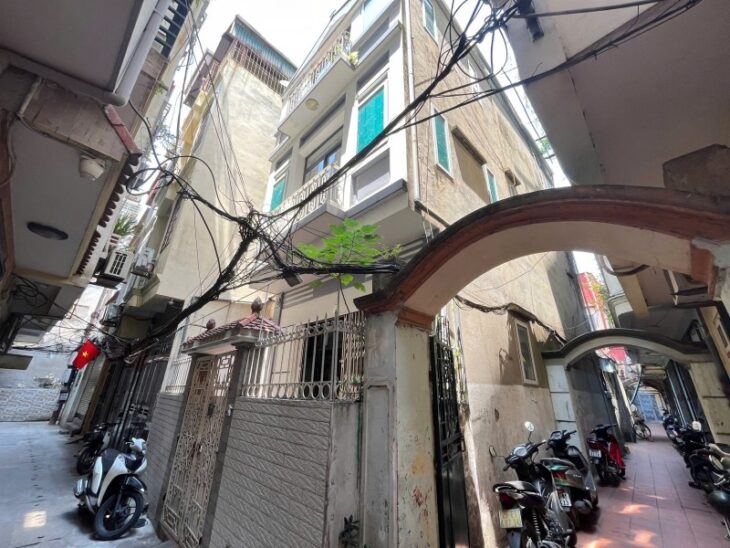 TRUNG TÂM BA ĐÌNH QUẬN – GẦN PHỐ – LÔ GÓC 4 THOÁNG – MẶT TIỀN RỘNG – Ở THÍCH