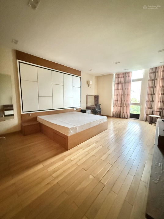 Bán nhà mặt tiền 4 Tầng, 106m2 (4.4×24) Âu Dương Lân, Quận 8, Sổ Hồng hoàn công, 18.5 tỷ