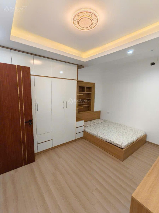 Bán căn hộ TT hồ Việt Xô p. Tây Kết, Hai Bà Trưng 110m2 x 3PN x 2WC, ô tô giá 5.3tỷ. LH: 0366 051