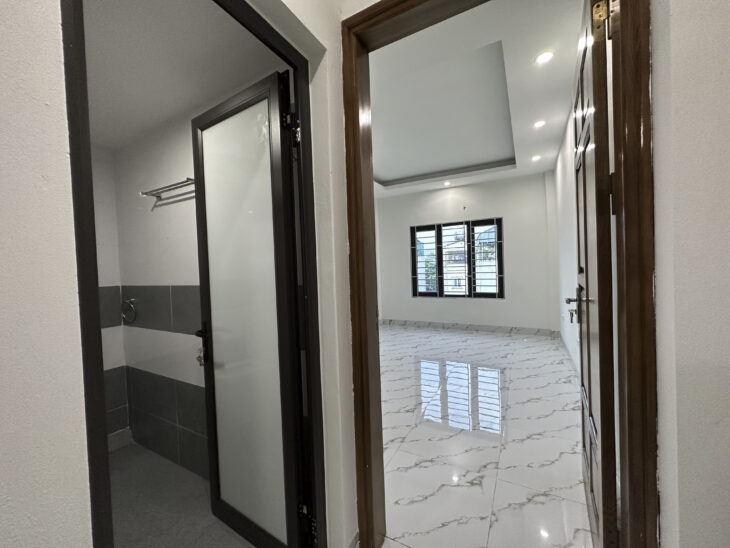 Bán gấp nhà Vân Côn, Hoài Đức, ô tô đỗ cửa, 4 tầng