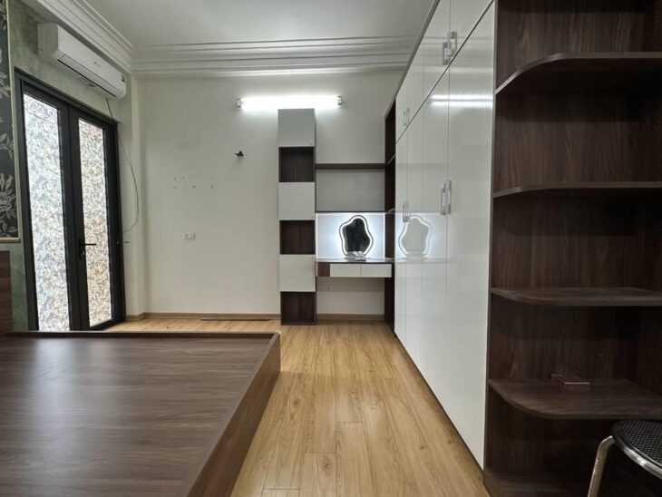 BÁN GẤP NHÀ LĨNH NAM- MT RỘNG- CHỈ 6,1TỶ