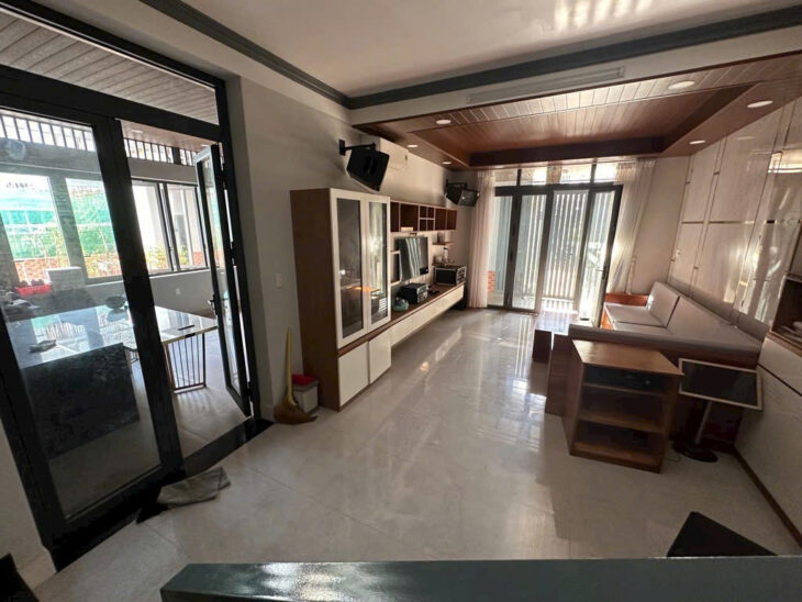 BÁN NHÀ NGANG KHỦNG 18M – DIỆN TÍCH LỚN – HUỲNH TẤN PHÁT, QUẬN 7 – Giá chỉ: 8.1 Tỷ – Nhà 2 tầng