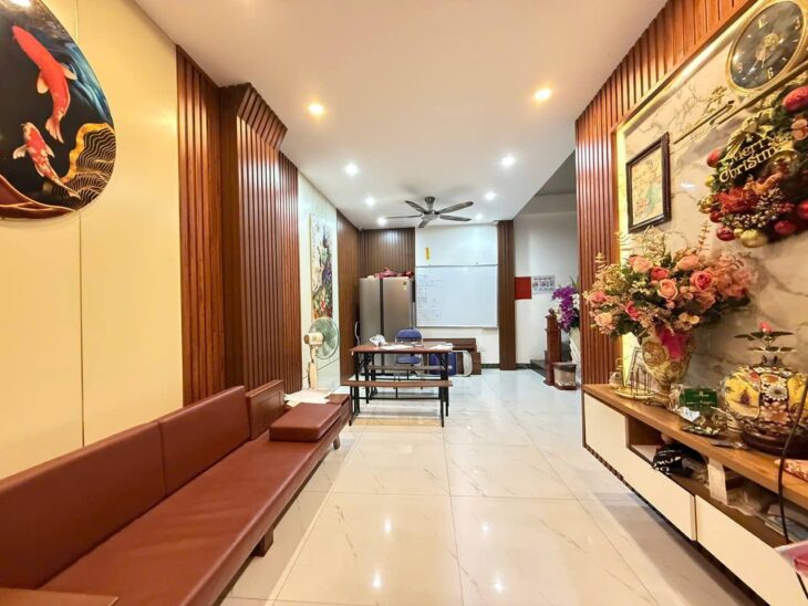 NHÀ ĐẸP Ở LÊ ĐỨC THỌ – 6 TẦNG – LÔ GÓC – CÁCH PHỐ 20M – SỔ NỞ HẬU – NHÀ MỚI XÂY, CHỦ THIỆN TRÍ .