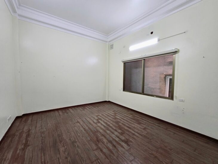 TRUNG TÂM CẦU GIẤY -72M2 -DÂN XÂY CHẮC CHẮN ĐẸP -VÀI BƯỚC RA PHỐ -FULL NỘI THẤT -SẴN Ở