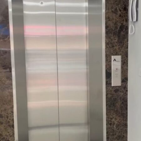 Tôi cho thuê nhà lô góc, mới,vỉa hè, 116m2- 5T, Nguyễn Thị Định_44 Tr