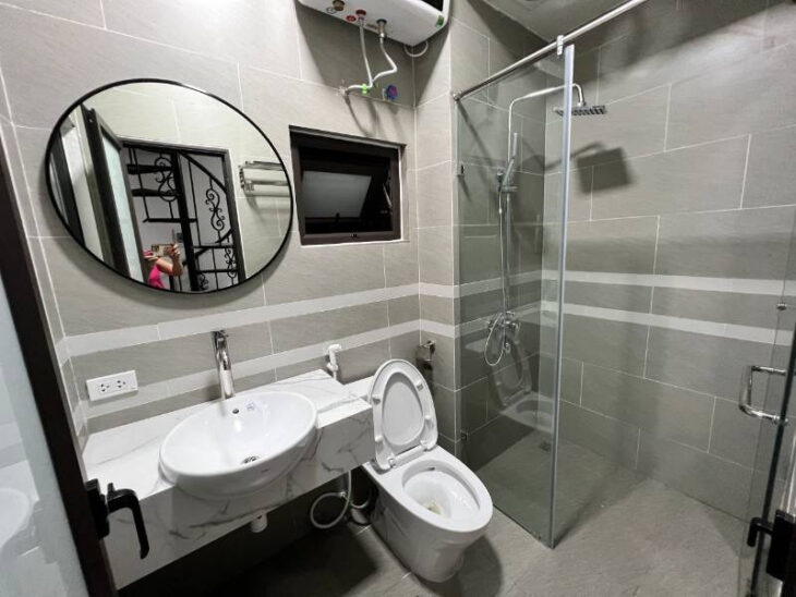 Chính chủ cho thuê nhà mới, lô góc ,vỉa hè, 91m2- 4T, Chùa Láng_29 Tr