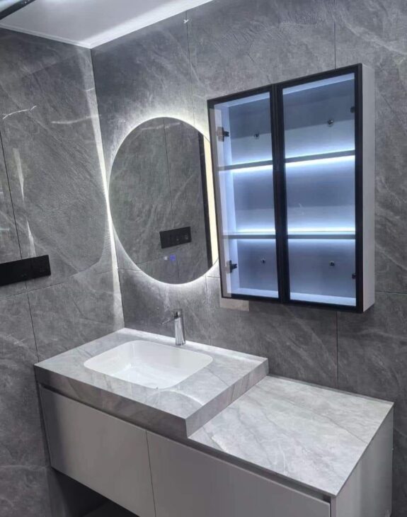 Mình cho thuê nhà đẹp, căn góc, Nguyễn Thị Định, 92m2x 4T vỉa hè 30 Tr
