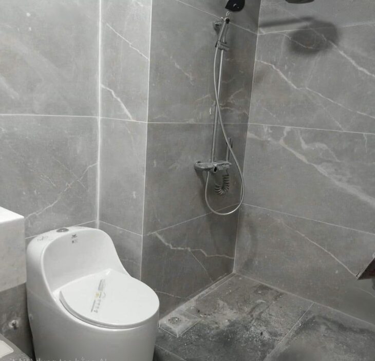 Tôi chủ nhà cho thuê nhà lô góc, mới,vỉa hè, 115m2- 5T, Duy Tân_45 Tr