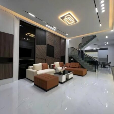 NHÀ TÂN KIỂNG QUẬN 7 – CỰC HIẾM NGANG 8M – XE HƠI NGỦ TRONG NHÀ – CHỈ 15 TỶ