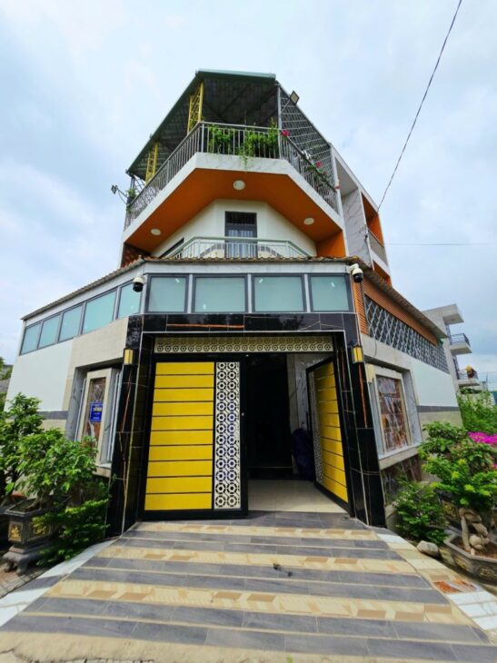 Nhà góc 2 mặt tiền, 3 tầng, đường ô tô – Long Phước, Thủ Đức – giá 4.7 tỷ