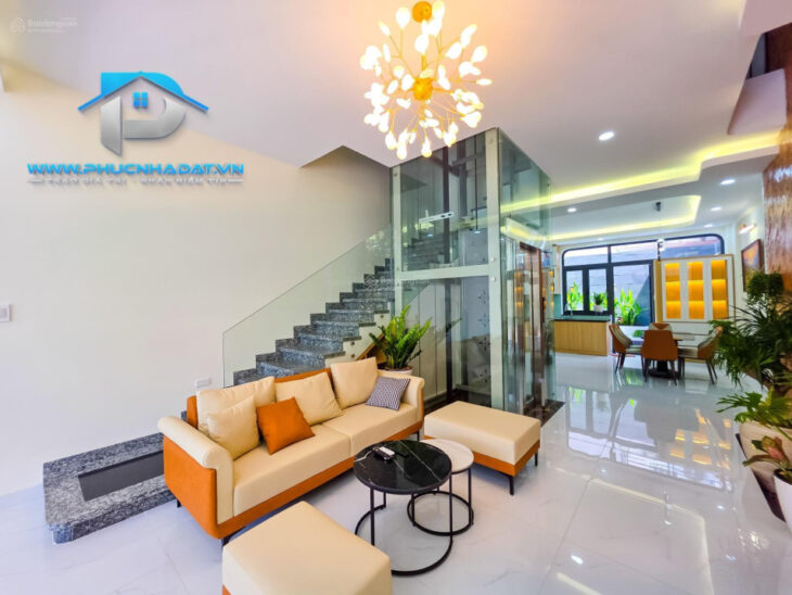 Rẻ hơn thị trường 2 tỷ, đặc biệt nhà có thang máy phong cách hiện đại sang trọng Q7 – Giá 13 tỷ 990