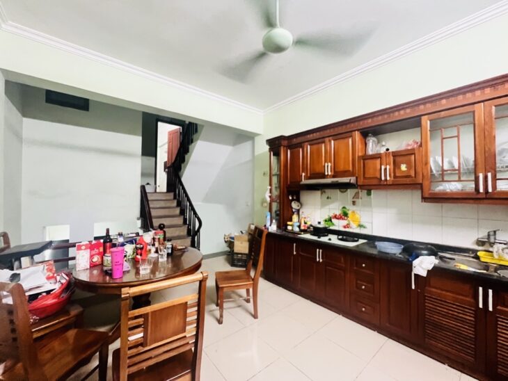 💥PHÂN LÔ – VỈA HÈ, Ô TÔ TRÁNH ĐỖ – NHÀ 2 THOÁNG CÓ GIẾNG TRỜI, CÓ THỂ LẮP THANG MÁY – KD, LÀM